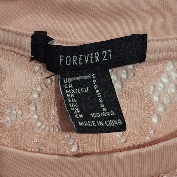 Forever 21 shirt - Picture 2 of 4
